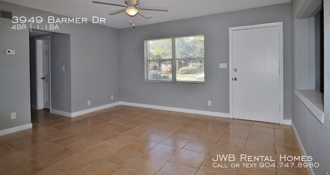 Building Photo - 3949 Barmer Dr