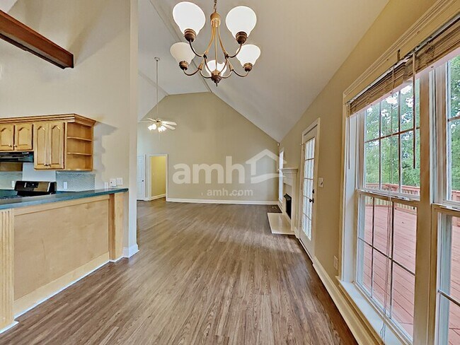 Foto del edificio - 2098 Prescott Way
