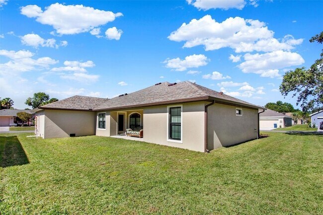 Foto del edificio - 6028 Sundown Dr