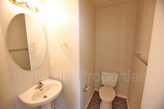 Building Photo - 12657 W Orange Dr
