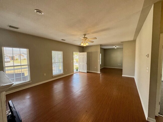 Foto del edificio - 2008 Marvin Ave