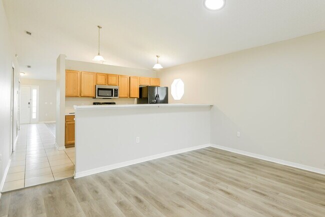 Building Photo - 12300 Hickory Forest Rd