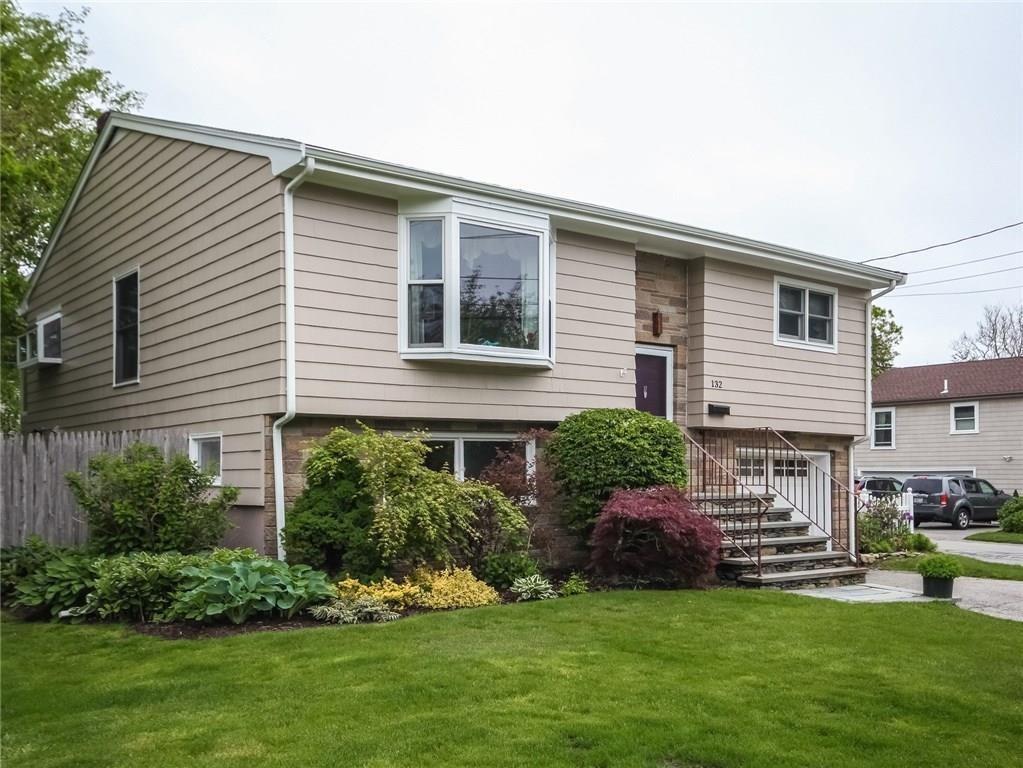 132 Ruggles Ave, Newport, RI 02840 House for Rent in Newport, RI