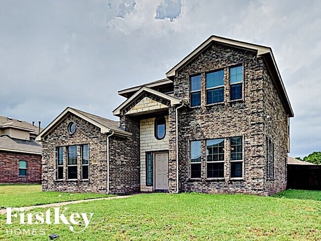 Building Photo - 1203 Jewel Ln
