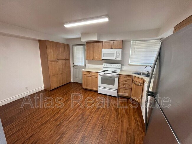 Building Photo - 8716 W 54th Pl