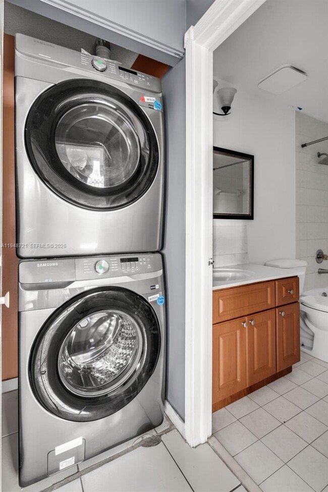 Foto del edificio - 8851 NW 119th St