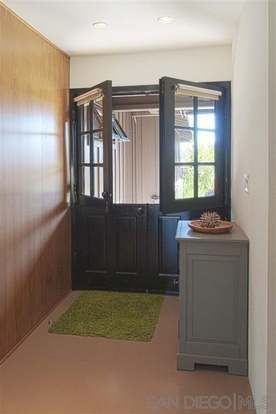 Foto del edificio - 5855 Ithaca Pl