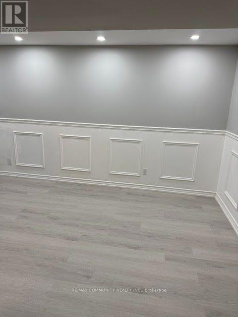 Building Photo - 327 Mantle Ave