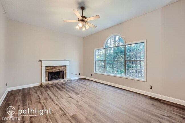 Building Photo - 34 Peppertree Dr UNIT
