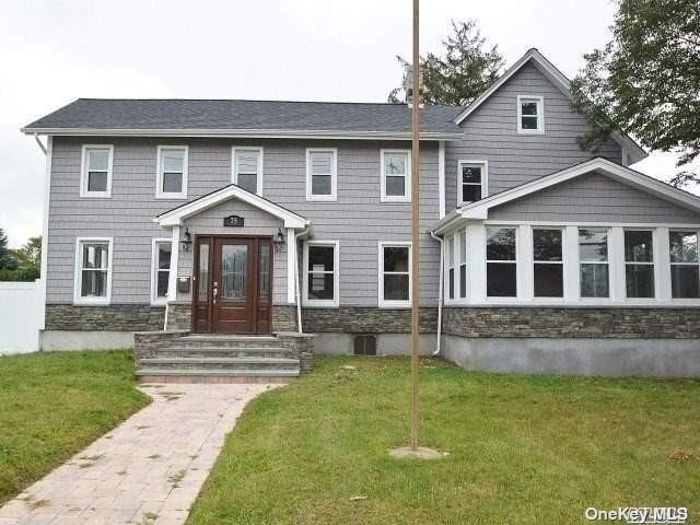 Primary Photo - 75 Nassau Rd