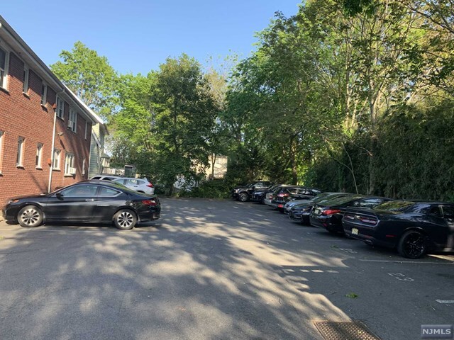 Building Photo - 171-183 Fort Lee Rd