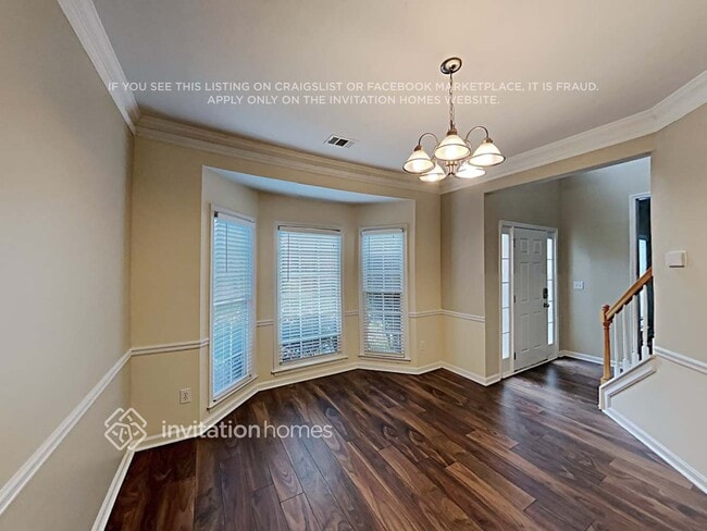 Building Photo - 404 Willowbrook Ct