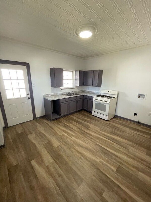 405 Millbridge St, Pittsburgh, PA 15210 House Rental in Pittsburgh