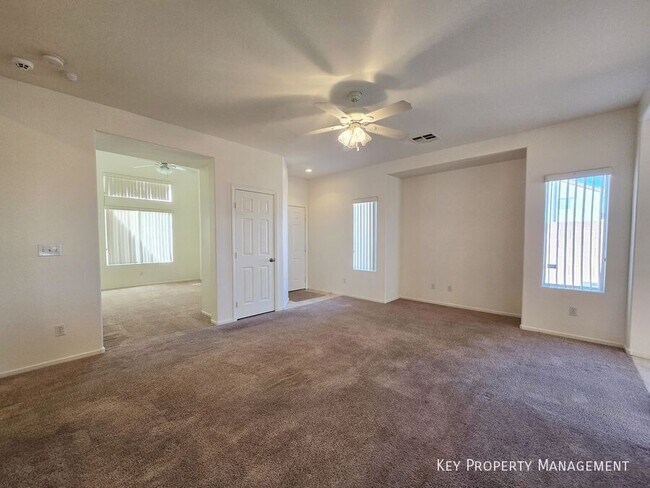 Foto del edificio - 184 Mt Earl Ave