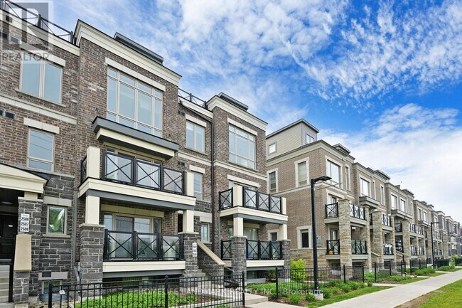 Building Photo - 30 Westmeath Ln