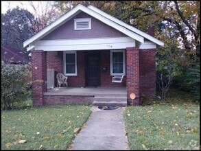 Building Photo - 104 S Valentine St