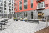 Foto principal - 1100 Broadway St