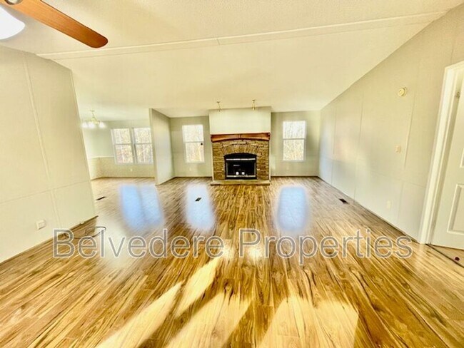Foto del edificio - 237 Red Oak Dr