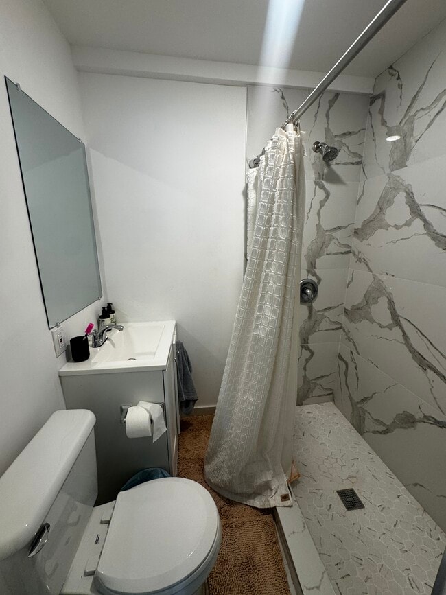Foto del edificio - 1026 NW 47th St