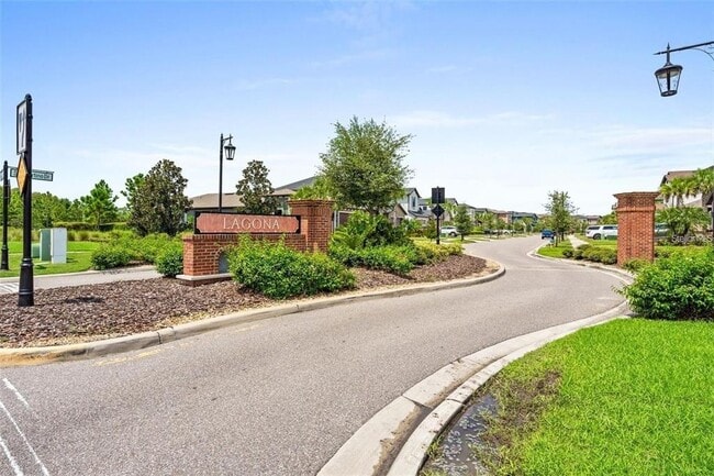 Building Photo - 4580 San Martino Dr