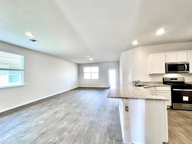 Foto del edificio - 482 Evergreen Sumac Lp
