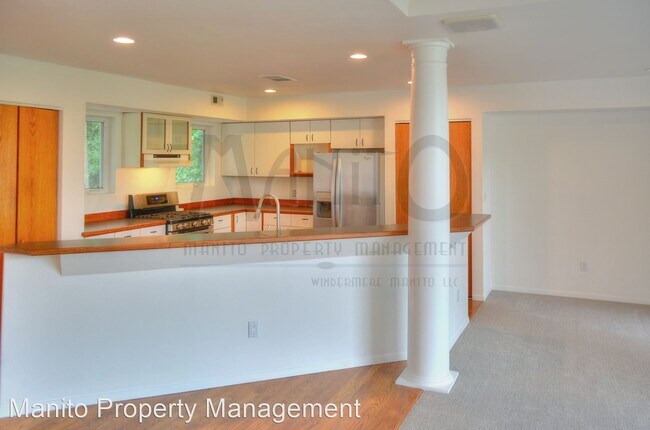 Foto del edificio - 3 br, 2 bath House - 3313 E 12th Avenue