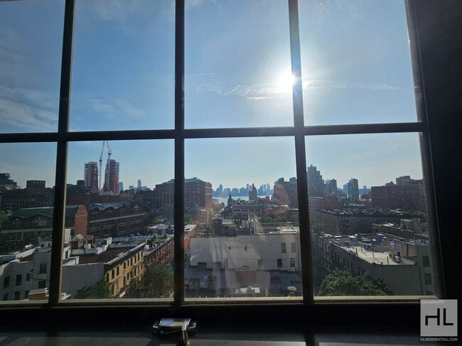 Building Photo - Studio with Hudson River Views | 12th Floo...
