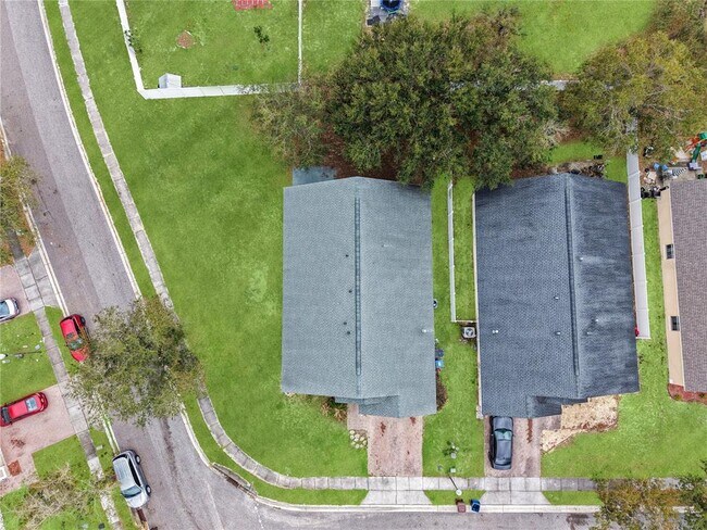 Foto del edificio - 519 Winthrop Pl