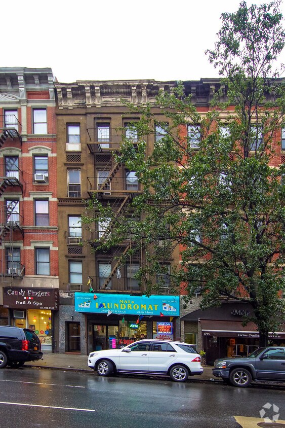 Building Photo - 1733 2nd Ave