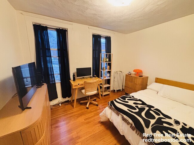 Foto del edificio - 15 Scottfield Rd