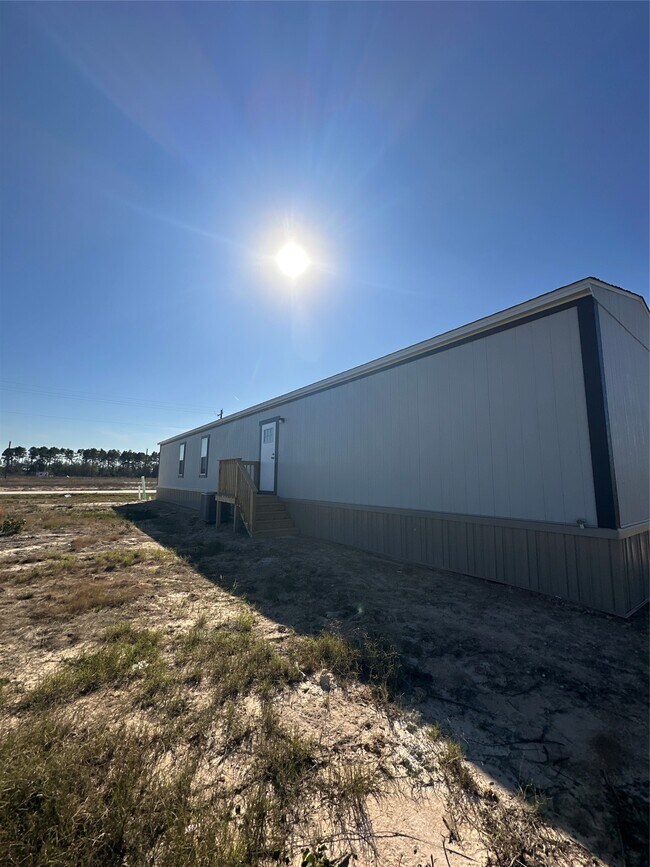 Building Photo - 335 Rd 5914-10