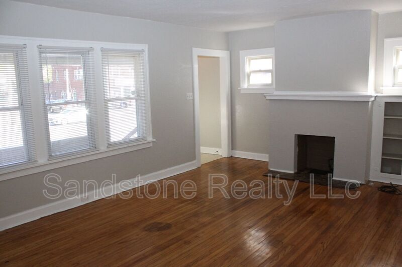 Primary Photo - 3478 W 117th St