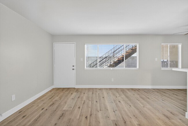 Foto del edificio - 1036 St Louis Ave