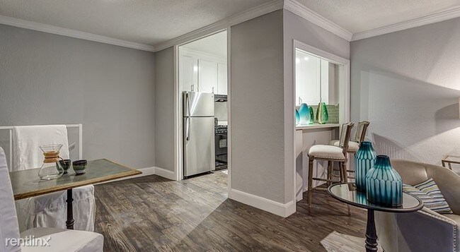 Building Photo - 1 br, 1 bath Apartment - 3535 Sage Rd 510