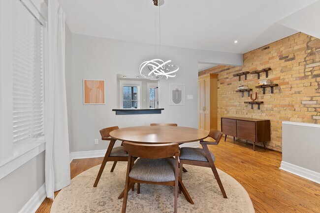 Photo du bâtiment - 39 Lee Ave