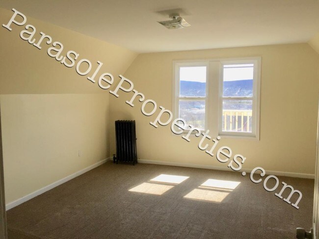 Foto del edificio - 217 S. Main Ave-Top