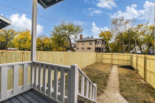 EXTERIOR - PATIO TRASERO - 1024 Lockbourne Rd