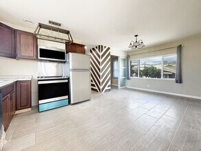 Building Photo - 3917 Maunaloa Ave
