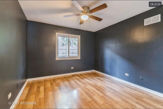 Foto del edificio - 3711 214th St