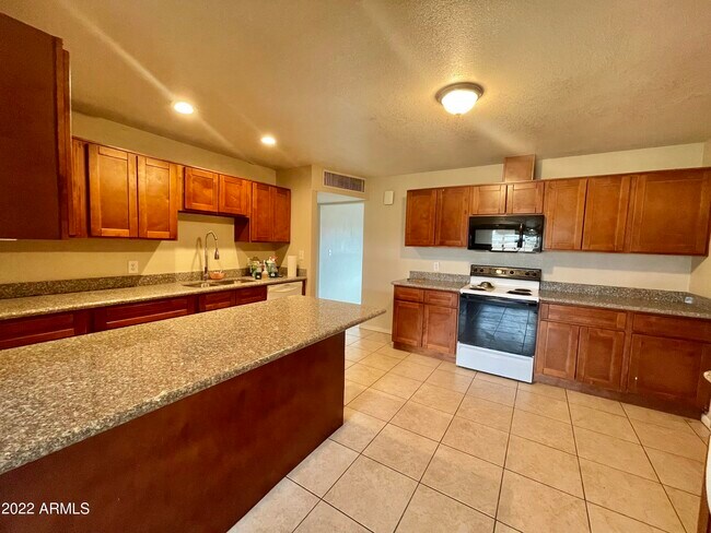 Foto del edificio - 414 E Garfield St