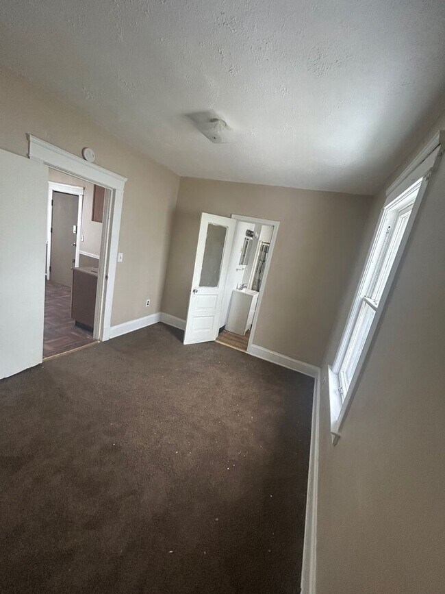 Foto del edificio - 2798 E 119th St