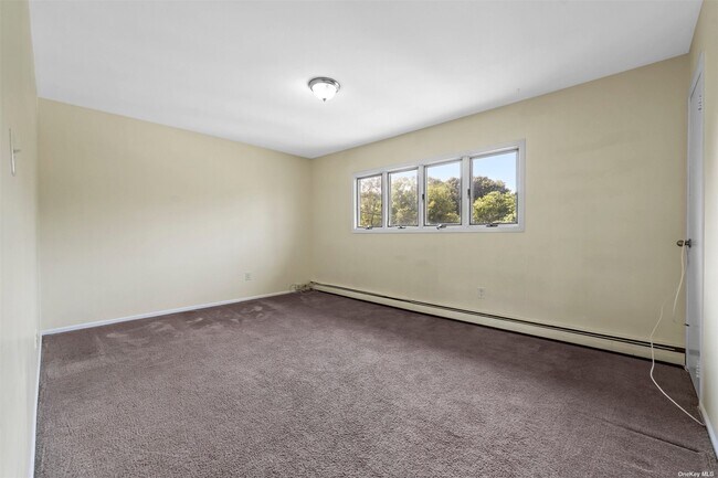 Foto del edificio - 4 Quaker Ct