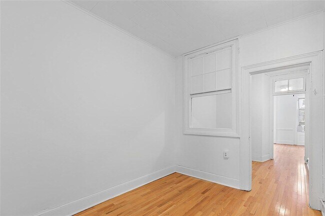 Foto del edificio - 121 Washington St