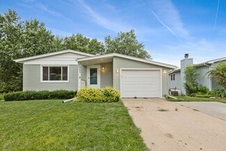 Building Photo - 5049 Grassridge Rd