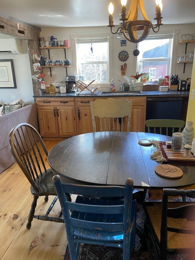 Dining Room/Kitchen - 14 Sandy Beach Rd