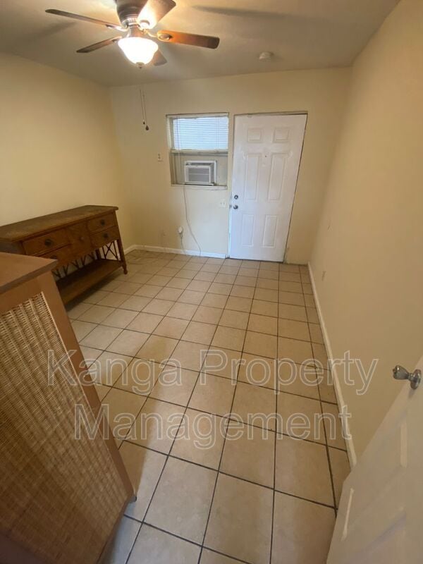 Foto del edificio - 1497 W 34th St