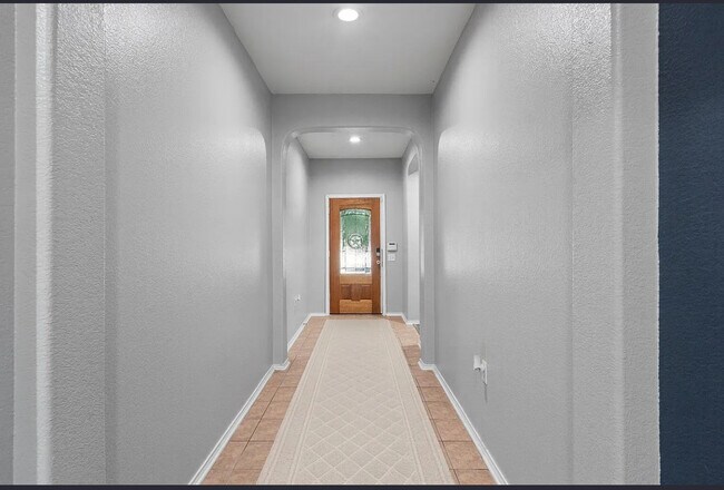 Foto del edificio - 9132 Ipswich Bay Dr