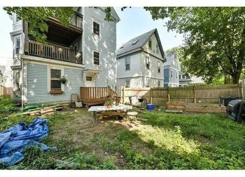 Building Photo - 65 Wyman St