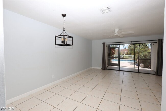 Foto del edificio - 26510 Southern Pines Dr