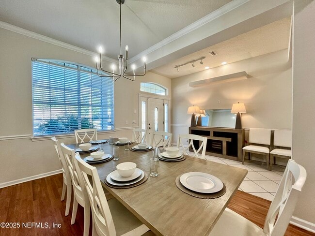 Foto del edificio - 9606 Melvina Rd